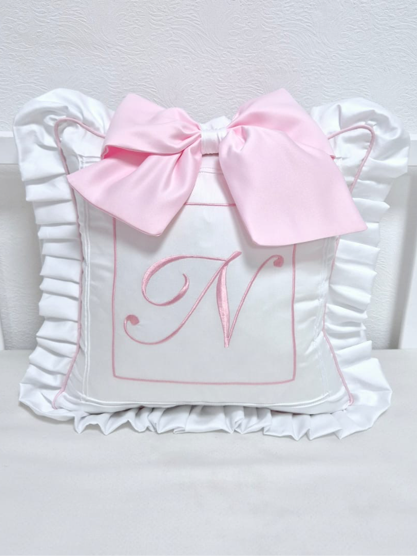 Meela Pillow