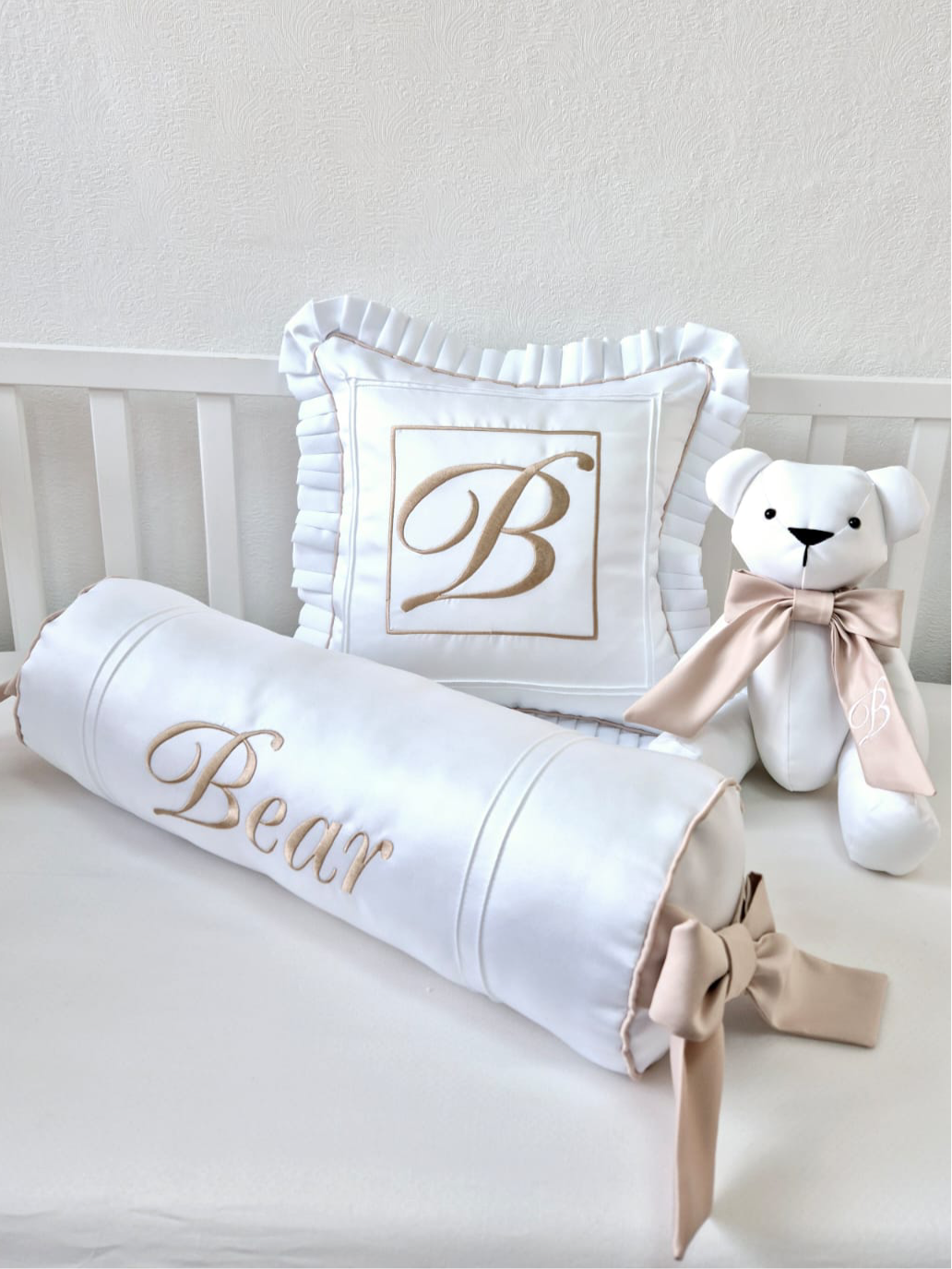Michael Pillow Set