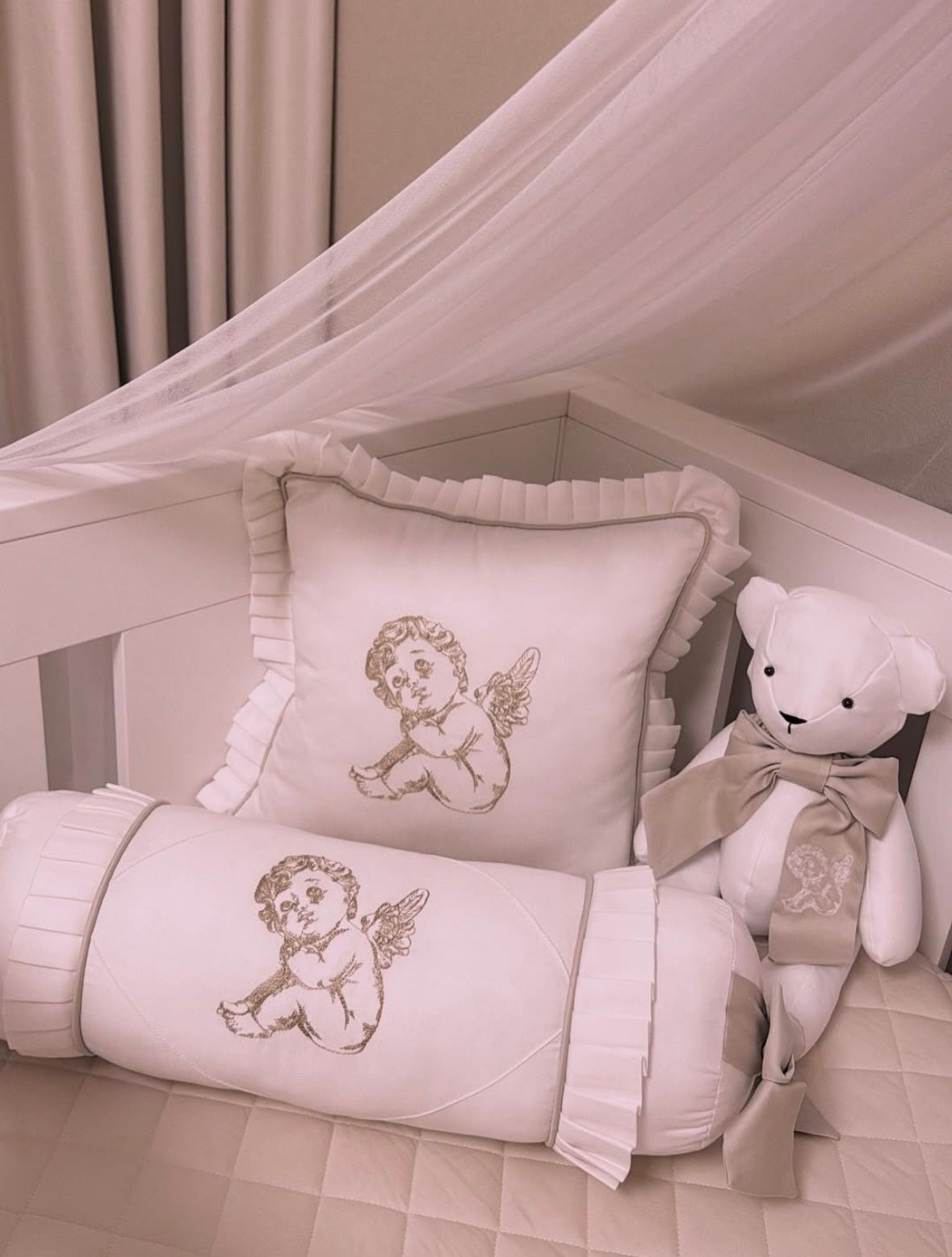 Cherub Pillow Set