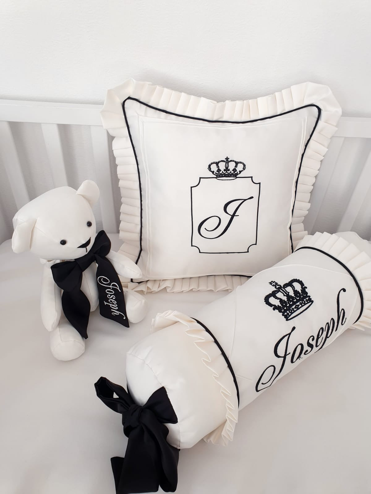 Royal Pillow Set