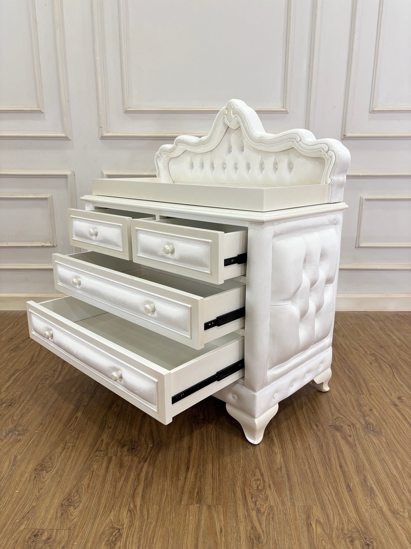 Helena Dresser