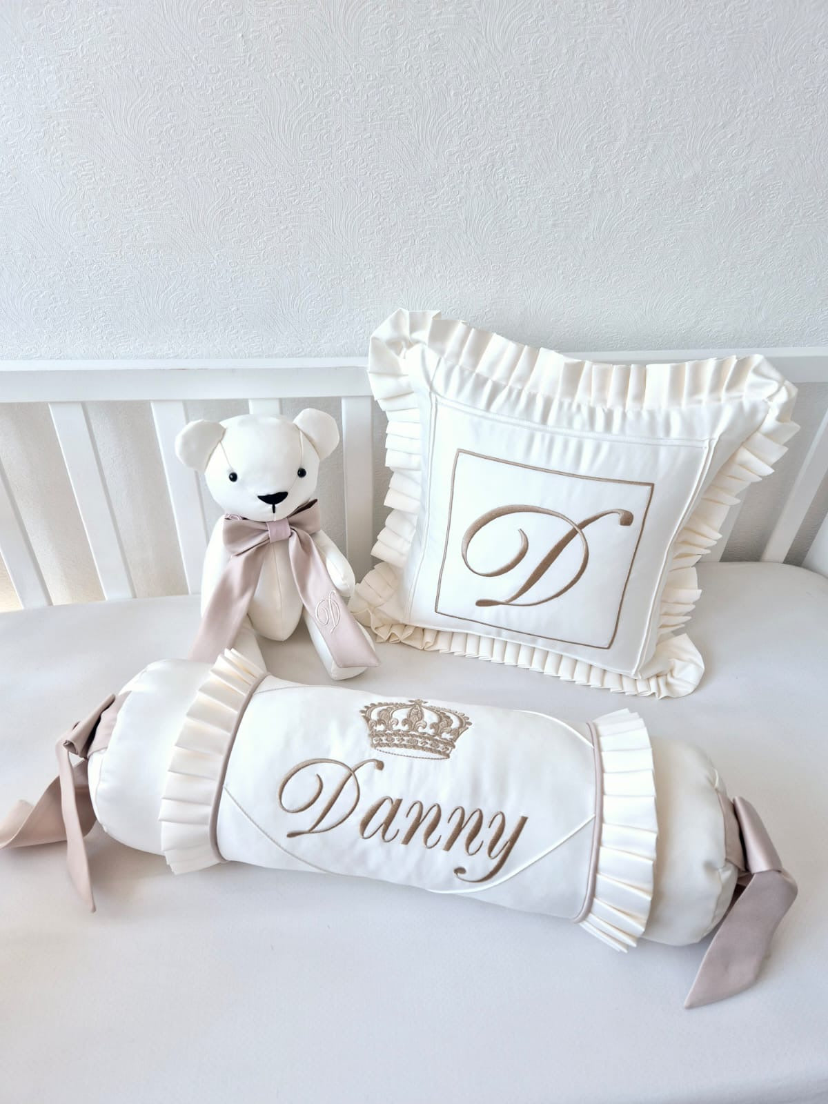 Henry Pillow Set