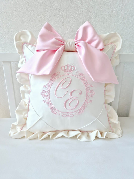 Majesty Pillow